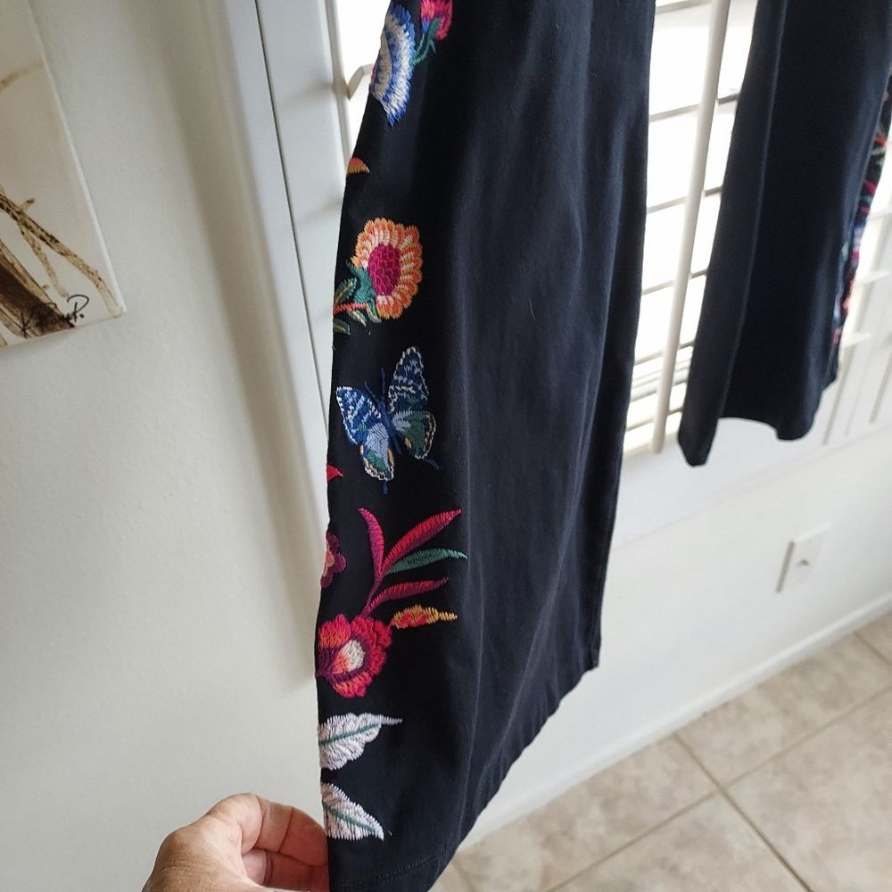 Johnny Was Black Leggings with Colorful Embroidery - Picture 4 of 10